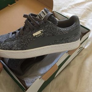 suede womens pumas